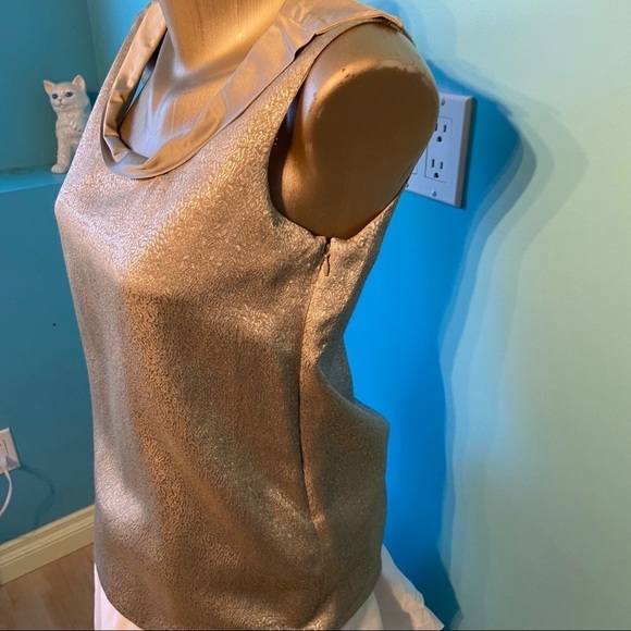 Rachel Zoe women’s gold sleeveless blouse in size 4 - Picture 2 of 8